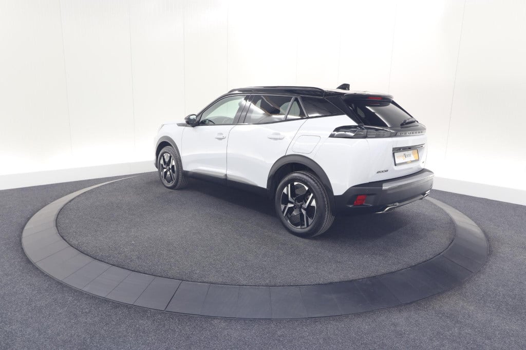 Peugeot 2008 puretech 130 eat8 gt | camera | apple carplay | parkeersensore