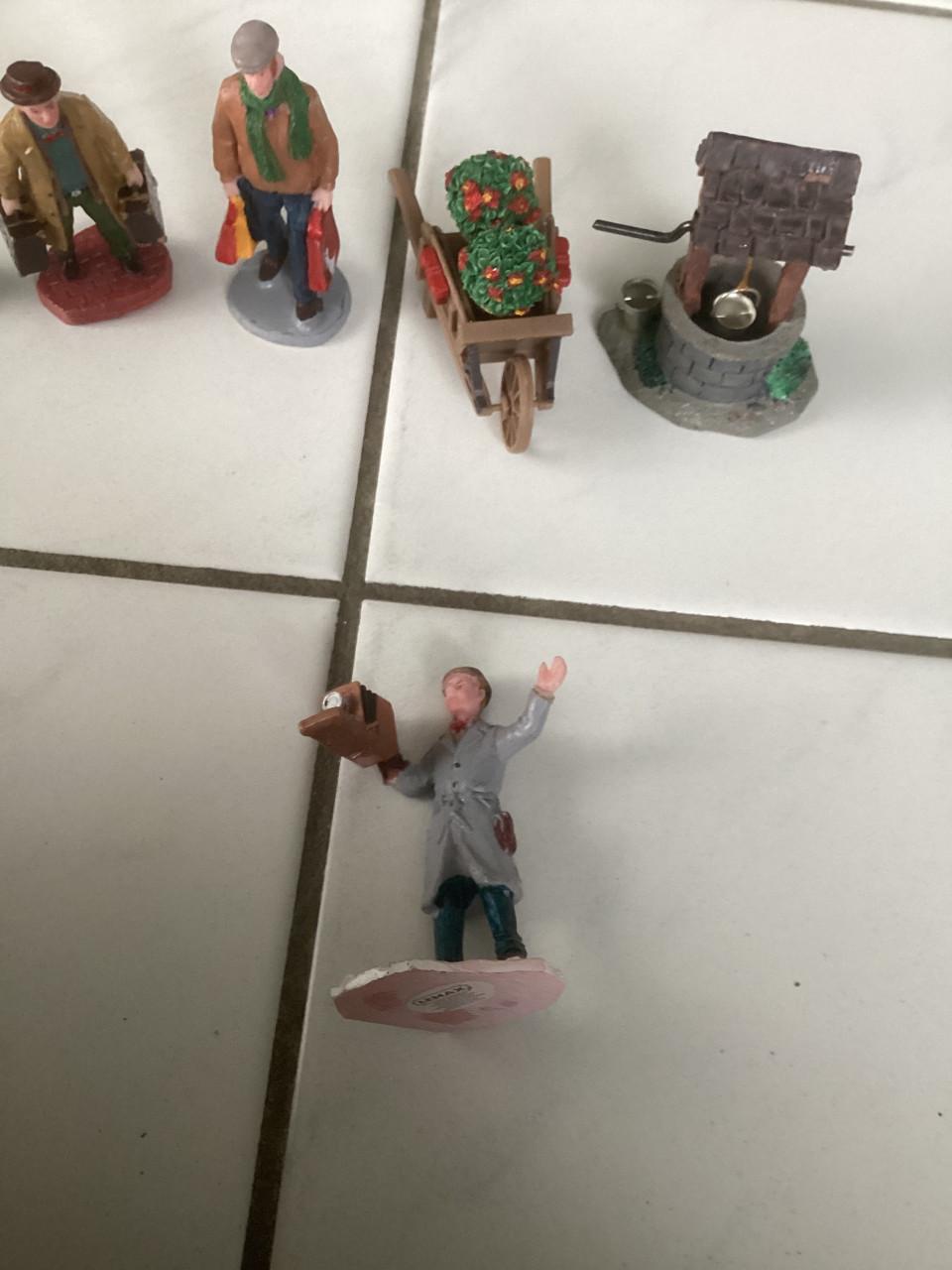 Lemax figuren voor een kerstdorp