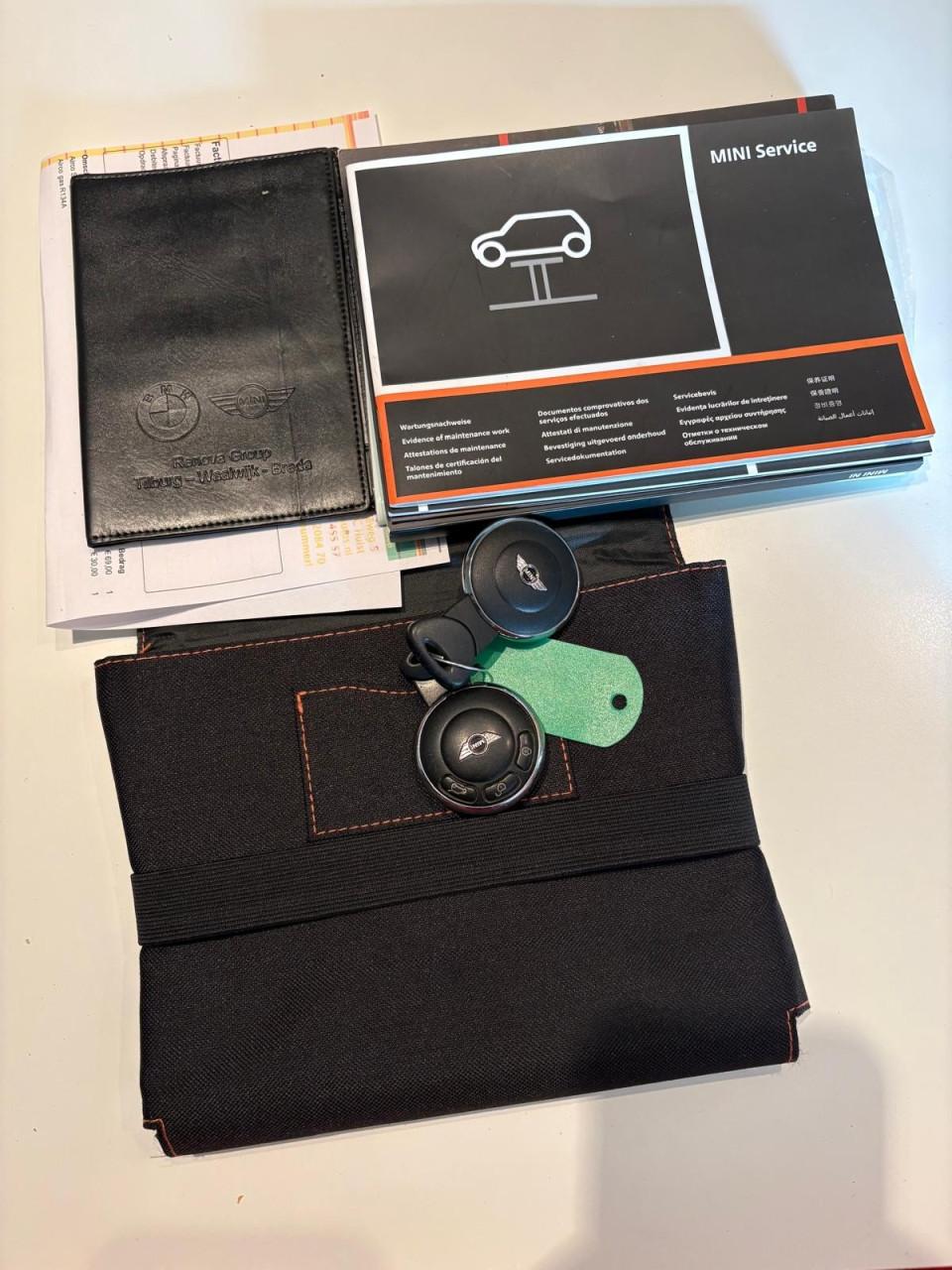 Prachtige Mini One*2010*Pano*Airco*157000km