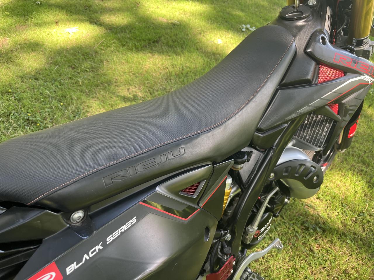 Hele nette Rieju MRT50 Black Series