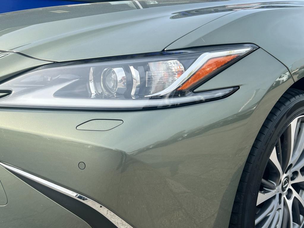 Lexus Es 300h luxury line , elektrisch panodak enz..