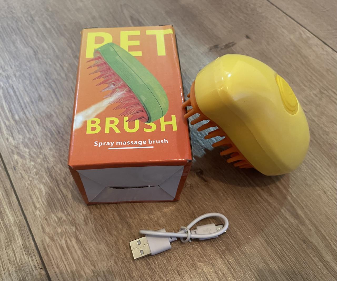Nieuwe petbrush met stoom