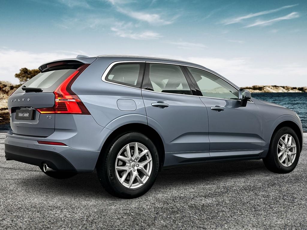 Volvo XC60 t5 253pk momentum| adap.cruise| leder| trekhaak| stoel.verw|