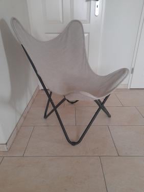 Leuke vlinderstoel ( in goede nette staat )
