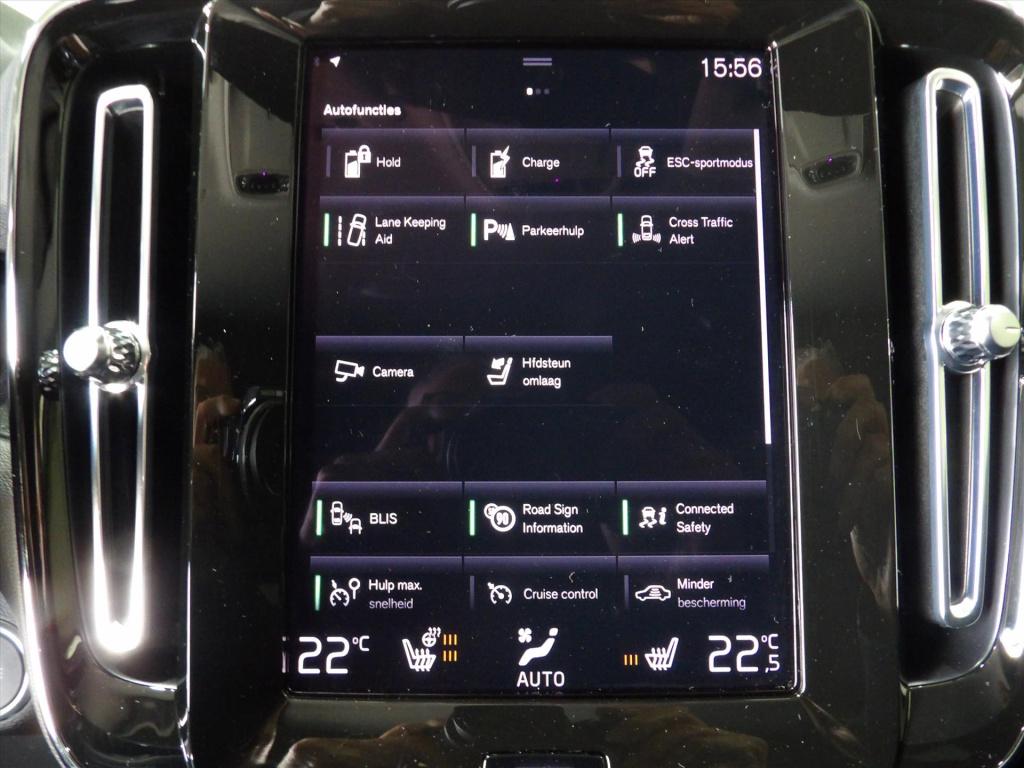 Volvo XC40 t5 plug-in hybrid 262pk aut plus dark