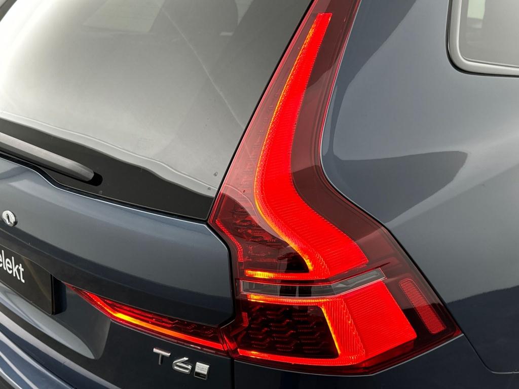 Volvo XC60 t6 398pk recharge ultra dark| pano| hud| 360camera|