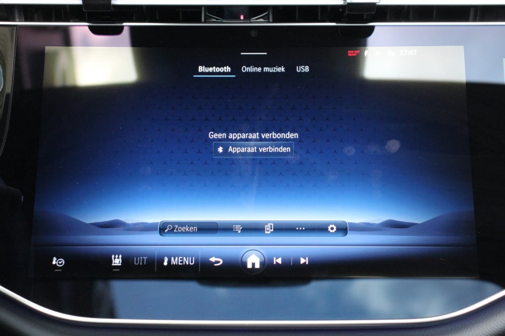 Mercedes-Benz E-Klasse 300 e amg line | superscreen | pano | burmester | 36