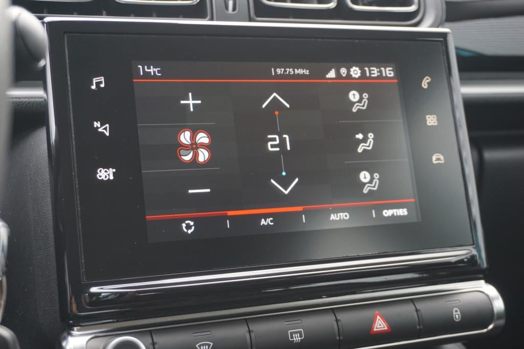 Citroen C3 1.2 puretech saint james climate / cruise / stoelverw. / parkeer