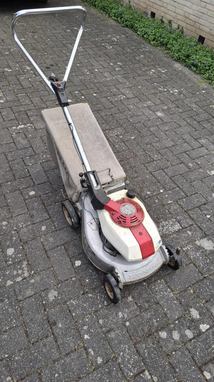 Grasmaaier Honda met opvangzak