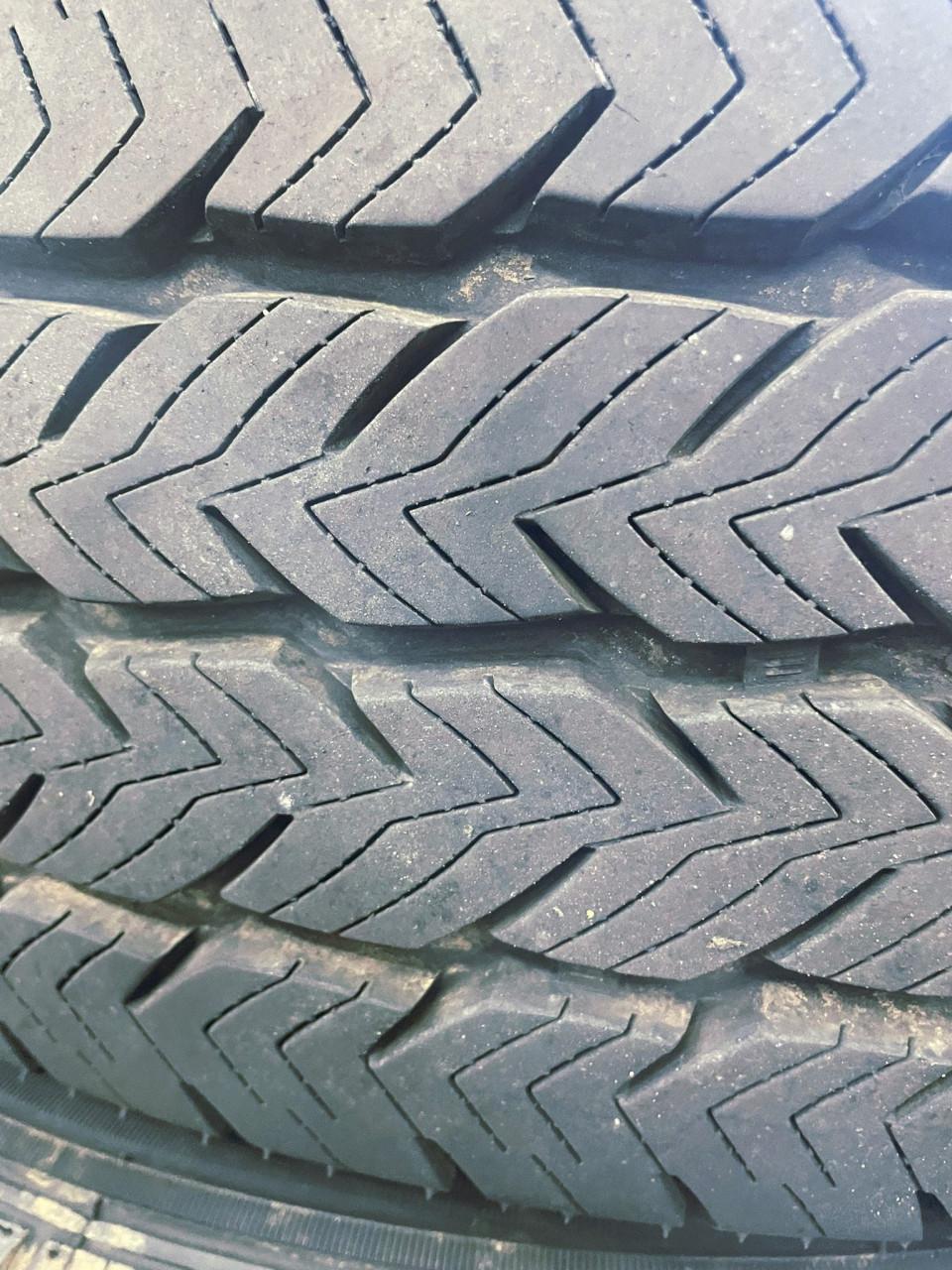 All season banden 225/75/R16C,