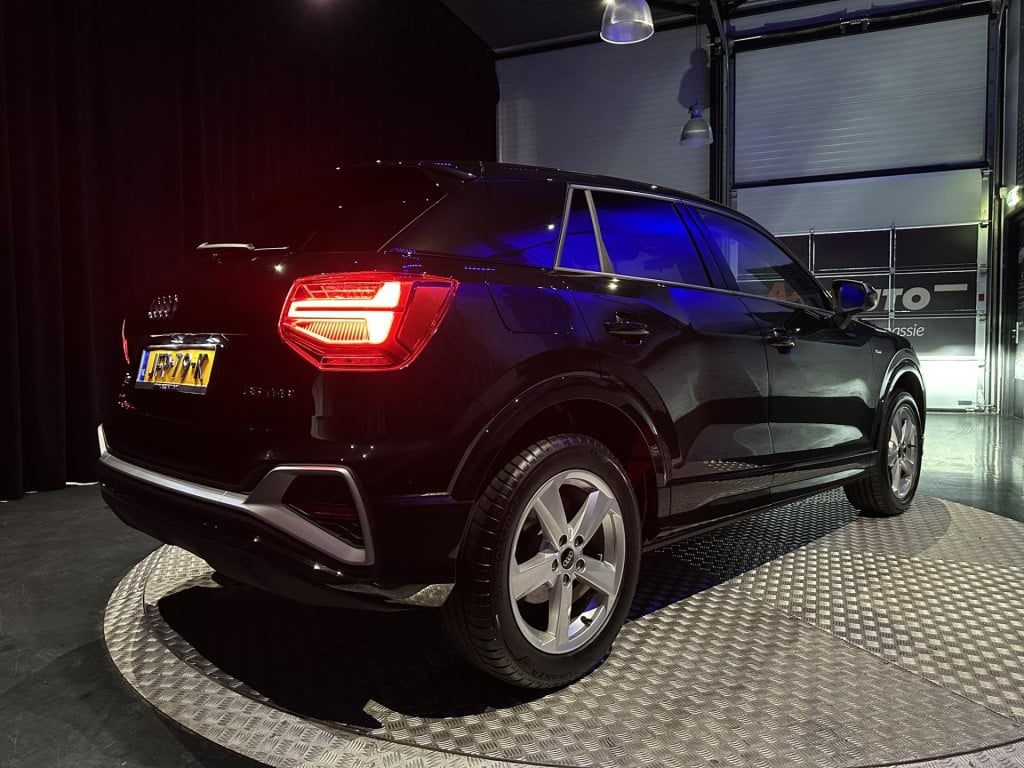 Audi Q2 35 tfsi s edition *navi*appconnect*camera*