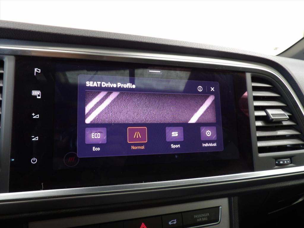 Seat Ateca 1.5 ecotsi 150pk dsg-7 fr business intense