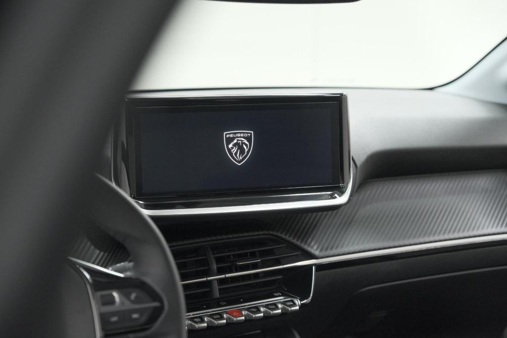 Peugeot 208 puretech 100 allure | apple carplay | parkeersensoren | climate