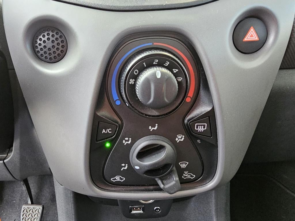 Peugeot 108 1.0 e-vti active