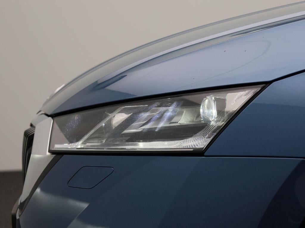 Skoda Octavia combi 1.5 tsi first edition | virtual cockpit | parkeer senso