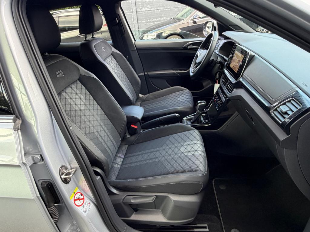 Volkswagen T-cross 1.5 tsi 150pk dsg r-line | camera | trekhaak | dode hoek