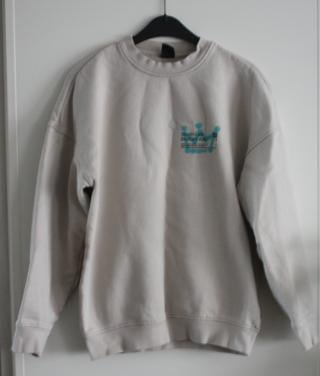 Beige trui  maat m