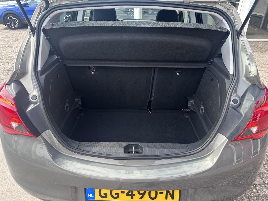 Opel Corsa 1.4 color edition