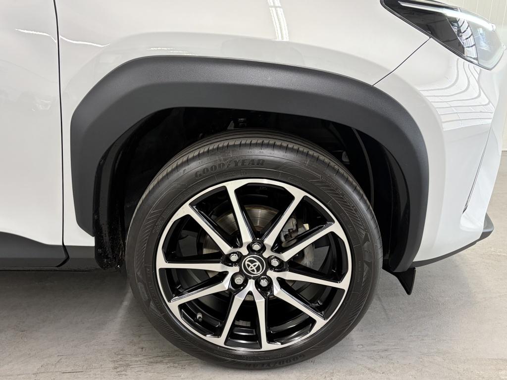Toyota Yaris Cross 1.5 hybrid gr sport| jbl| stoelverw.| carplay| a.camera|