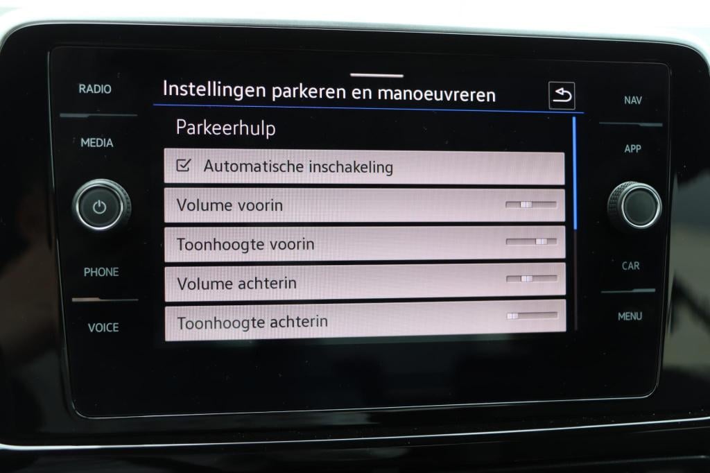 Volkswagen T-roc 1.5 tsi r-line 150pk dsg7