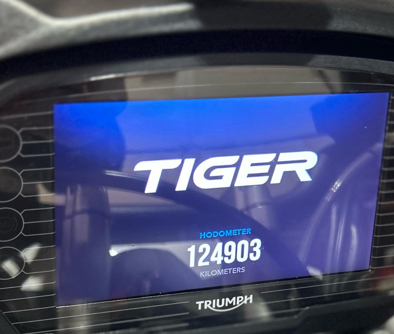 Triumph Tiger 800 XCx – 2019 – Zeer nette staat – €5.495 (VASTE PRIJS)