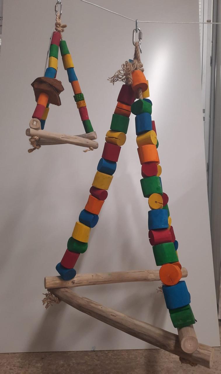 Papegaaienvoer en speelgoed voor papegaaien