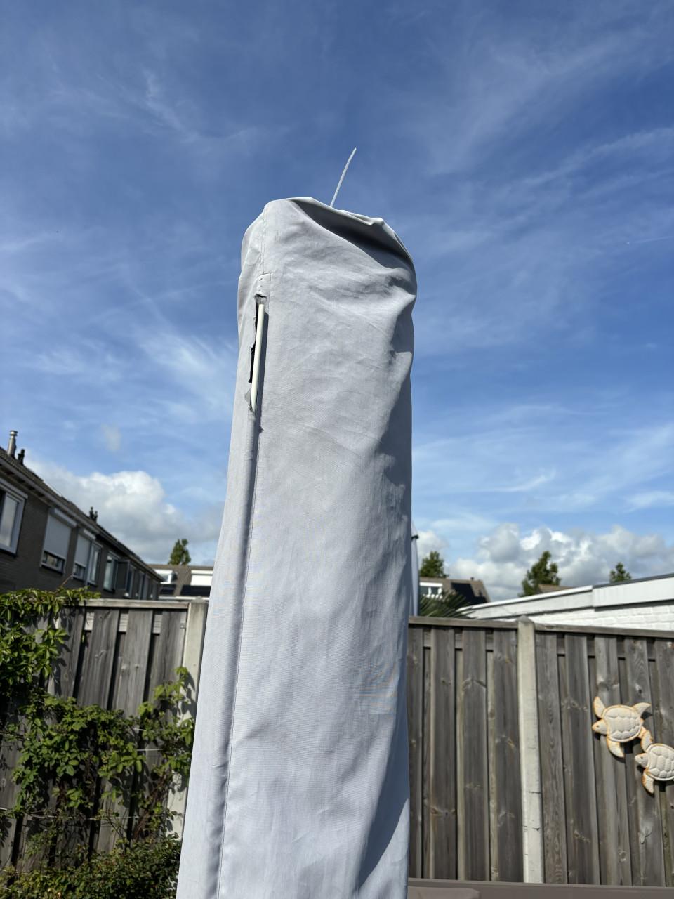 Solero Parasol lichtbruin 2.40 x 2.40