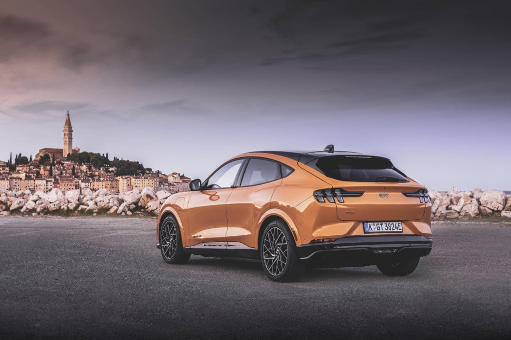 Ford Mustang Mach-e gt extended awd 98 kwh ford mustang mach-e 98kwh extend