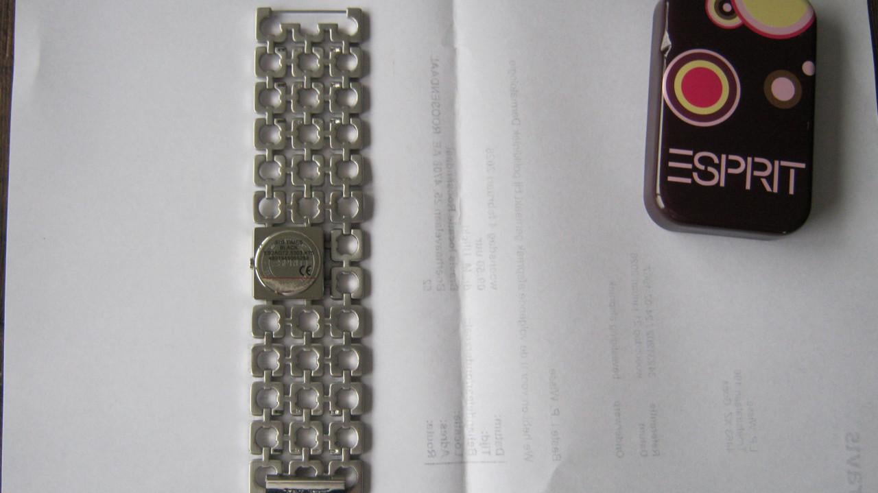 TE KOOP NIEUW EPRIT HORLOGE VOOR 30 EURO