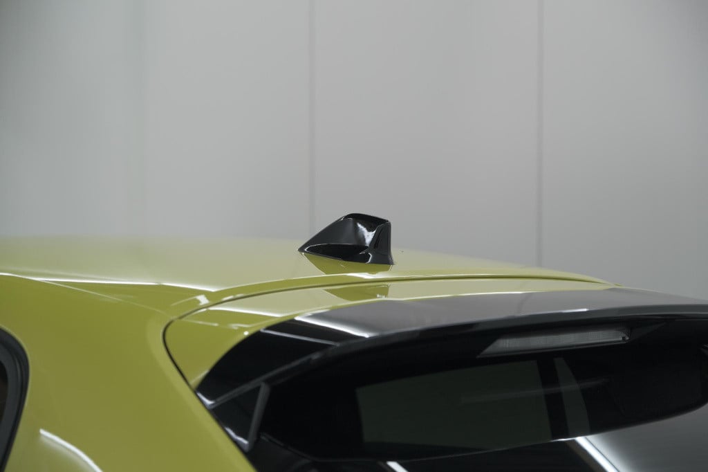 Peugeot 208 puretech 100 allure | parkeersensoren | apple carplay | climate