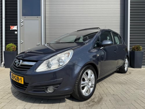 Opel Corsa 1.4-16V Cosmo/Automaat/Pano/Full option