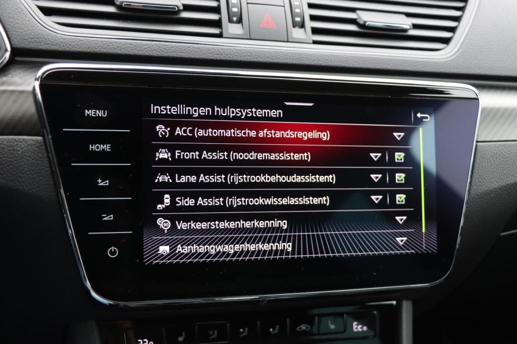 Skoda Superb combi 1.4 tsi iv sportline business 218pk dsg6