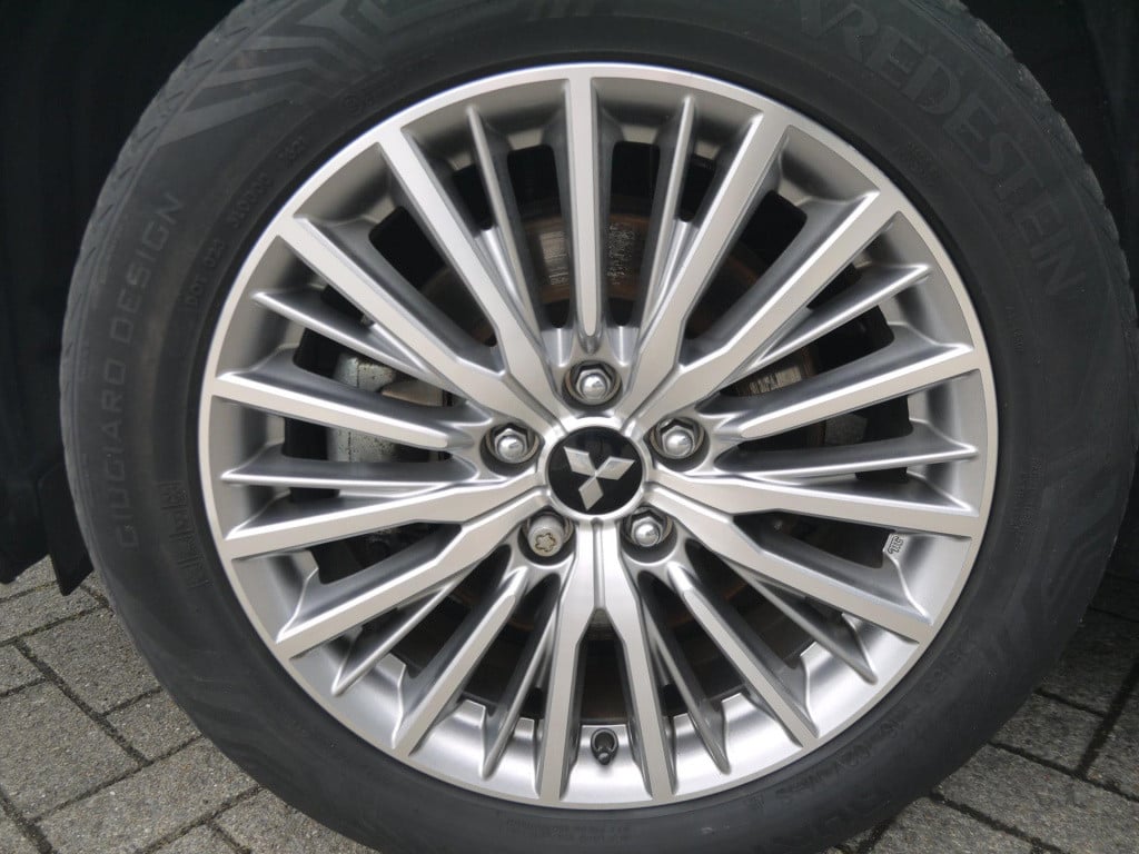 Mitsubishi Outlander 2.4 phev instyle|rijklaar