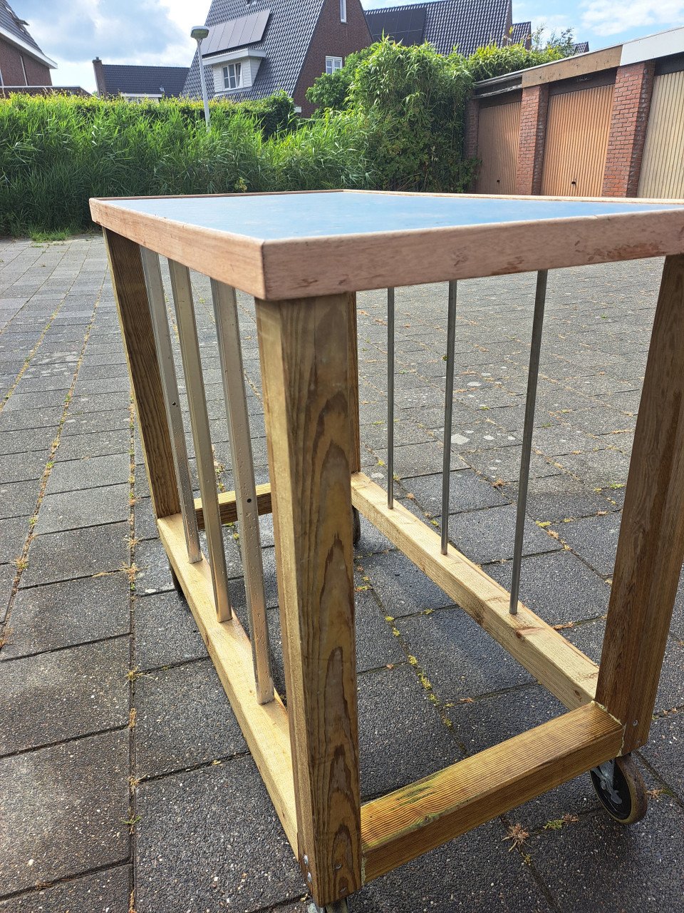 Werktafel/autobandenopslag