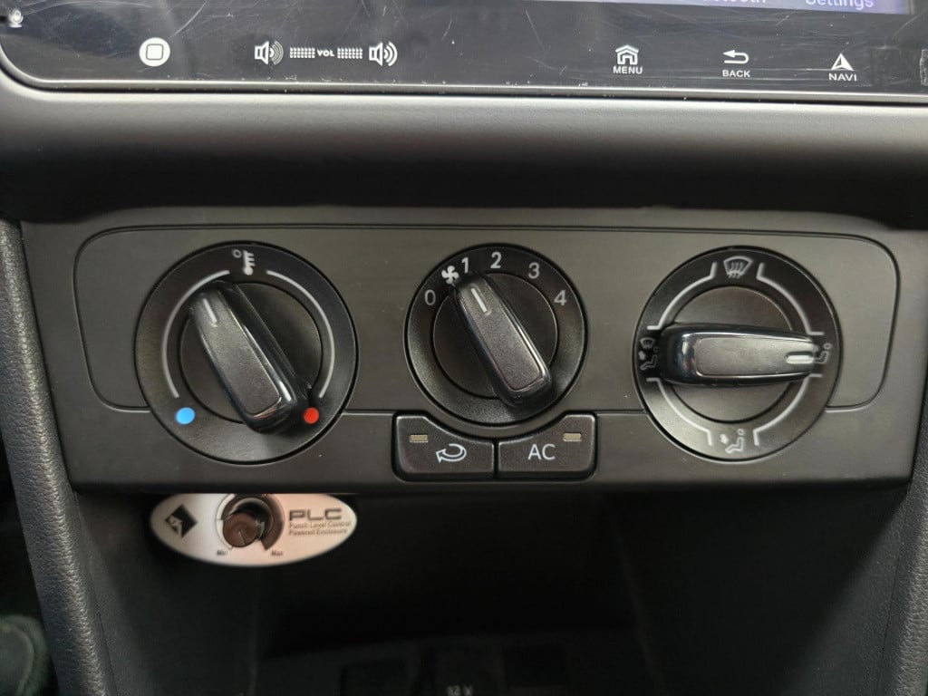 Volkswagen Polo occasion 1.2 met parkeercamera en luxe audio | sportieve lo