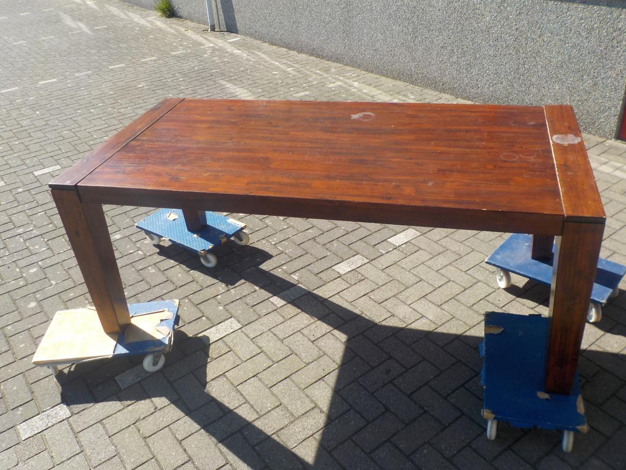 Mooie kwaliteit grote massieve koloniaanse eettafel 100 x 200 cm goedestaat