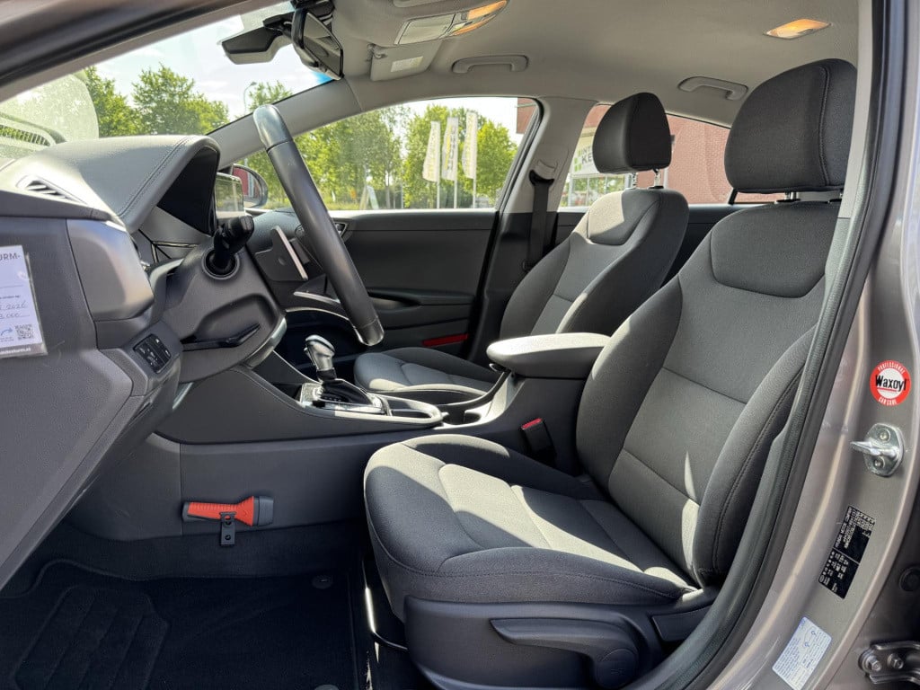 Hyundai Ioniq 1.6 gdi comfort - plus | navigatie | camera | apple carplay/a