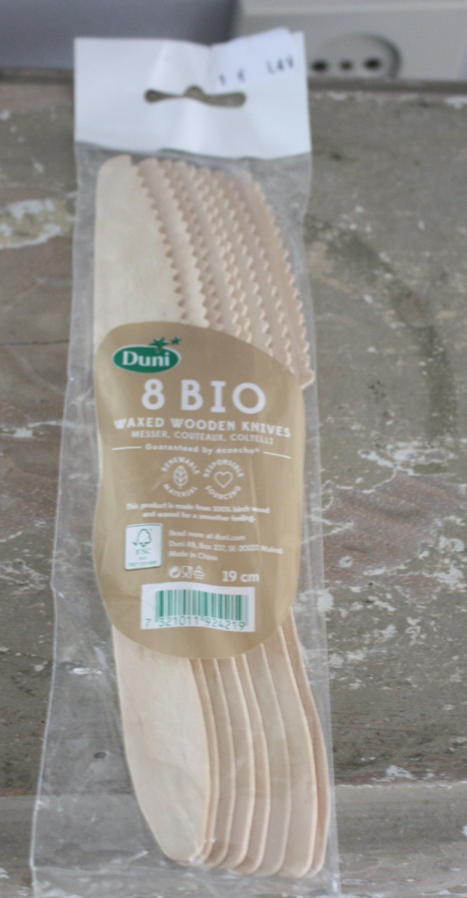 Nieuw in verpakking houten mesjes