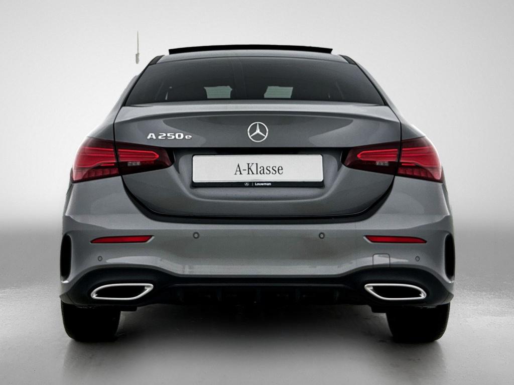 Mercedes-Benz A-Klasse 250 e business solution amg amg line | night pakket 