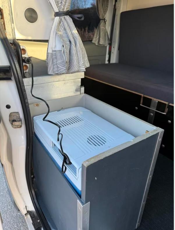 Opel Vivaro 1.9dti 2.7t l1h1 camper