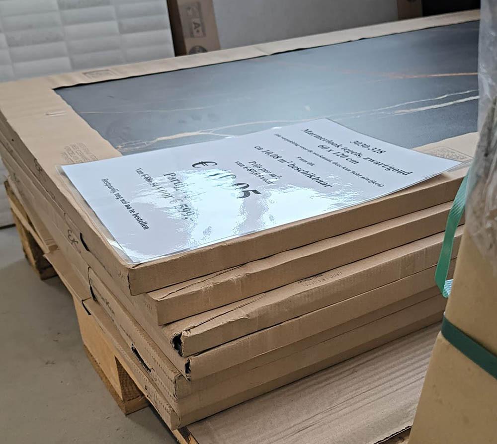 3030-328 ca 10 m² marmerlook zwart  mat, van € 87,95/m²  voor