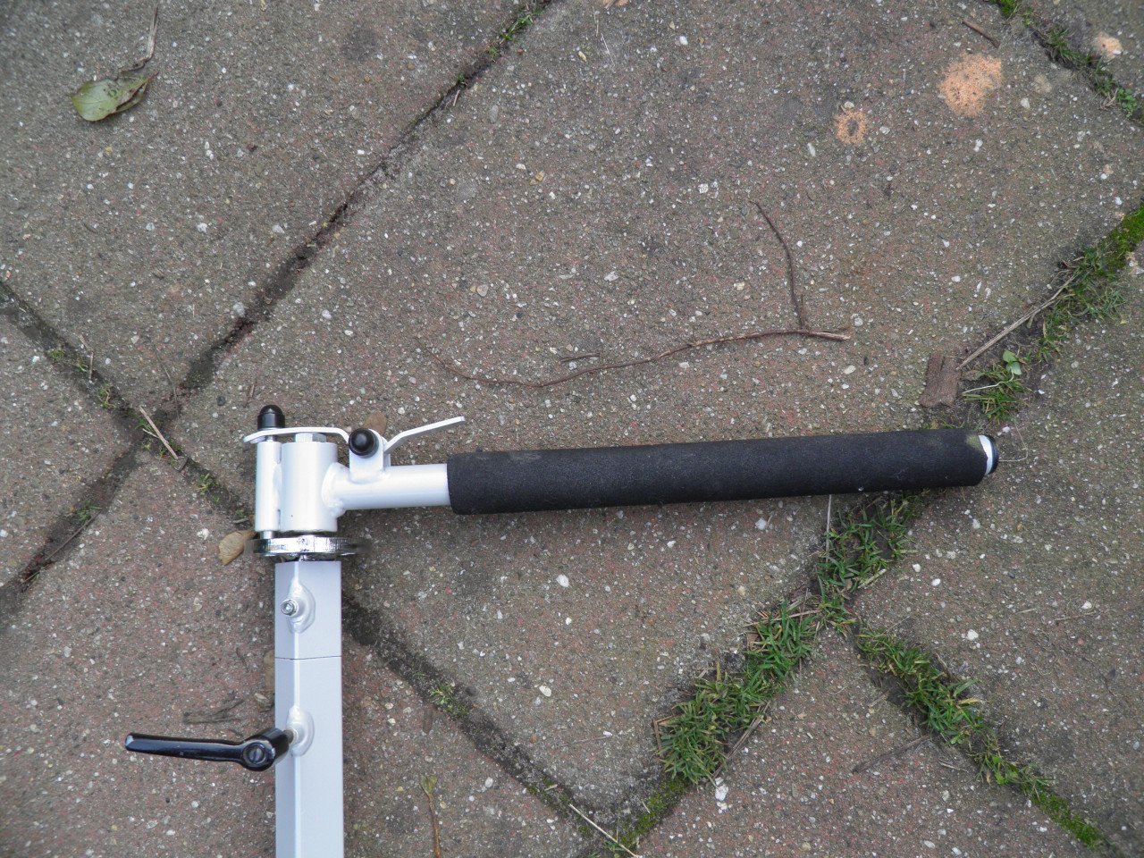 Mobiele sta op hulp bij het uit bed komen