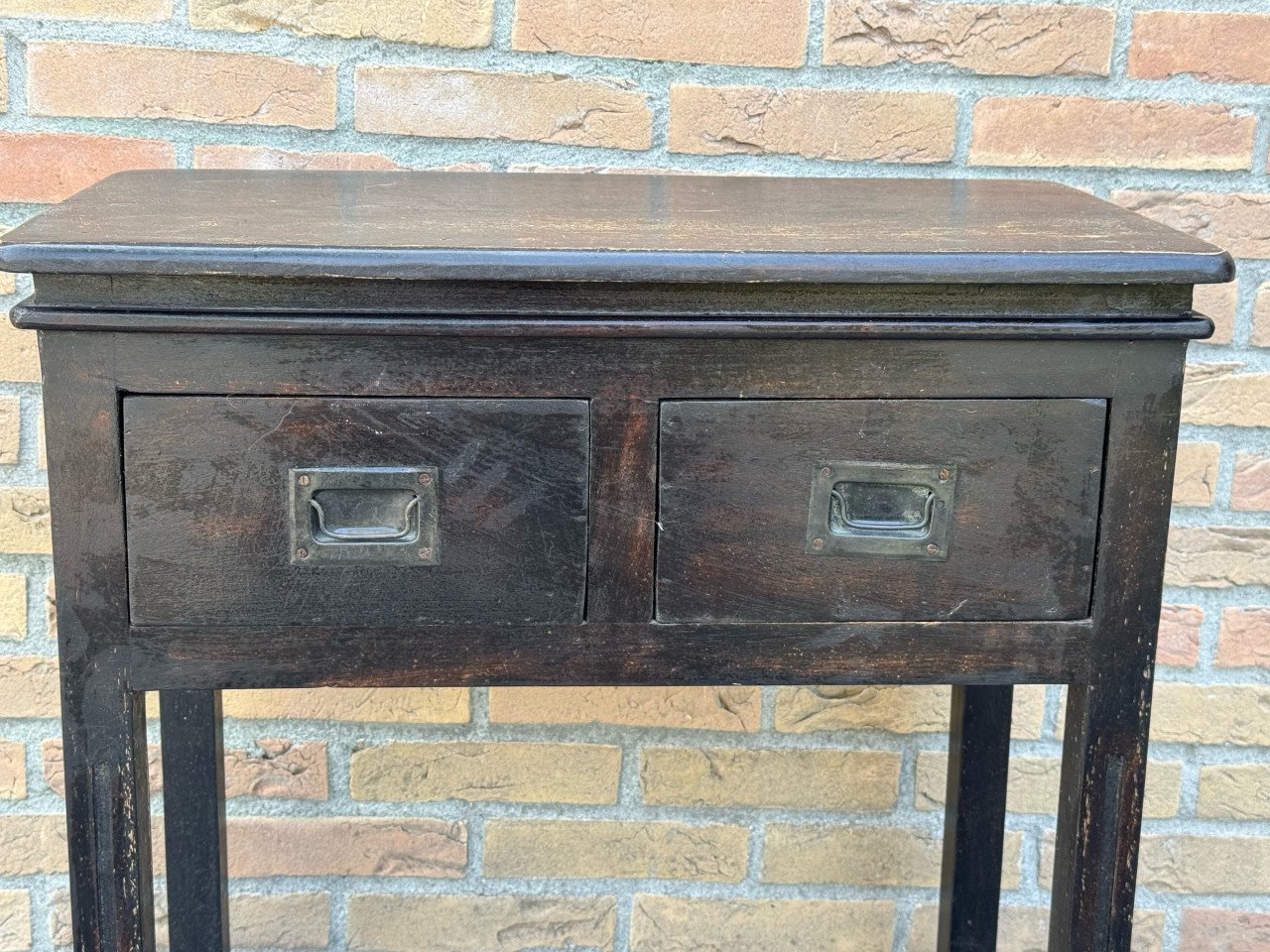 Sidetable bruin/zwart