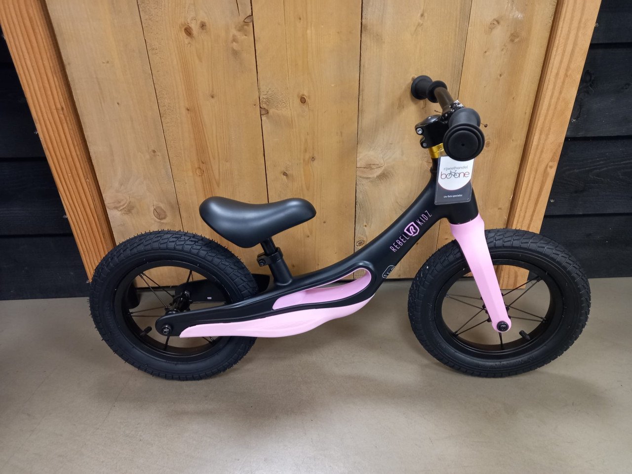 Degelijke superlichte loopfietsjes,afgemonteerd en rijklaar € 109,-