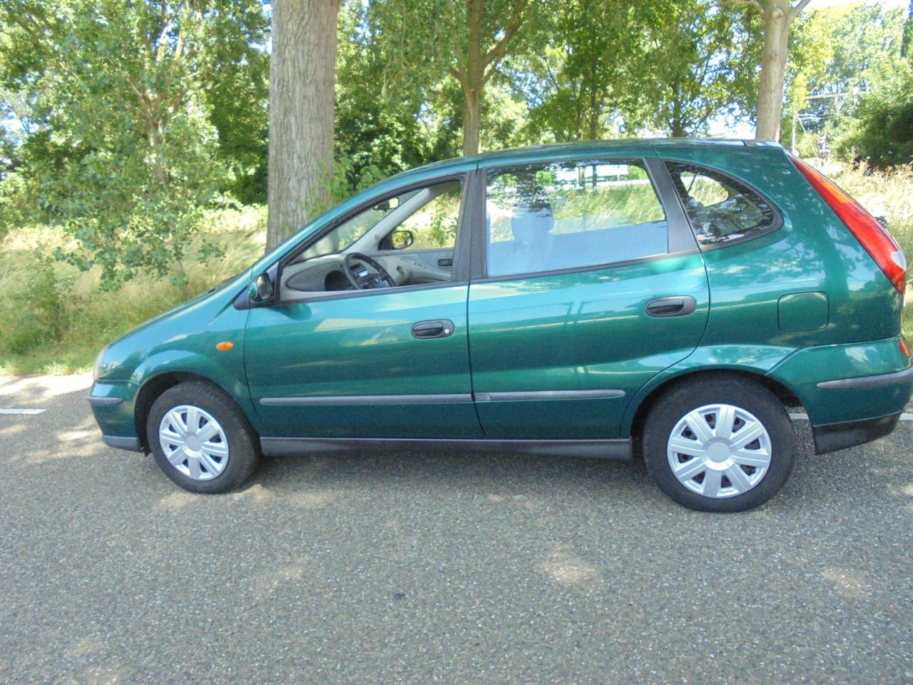 Nissan Almera Tino 1.8i Apk Juli 2026 derde eigenaar ,algehele nette staat