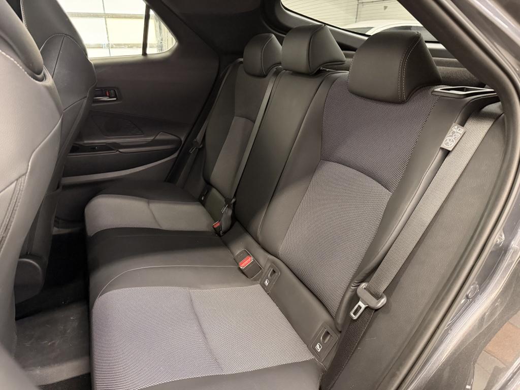 Toyota C-hr 2.0 phev 220 executive