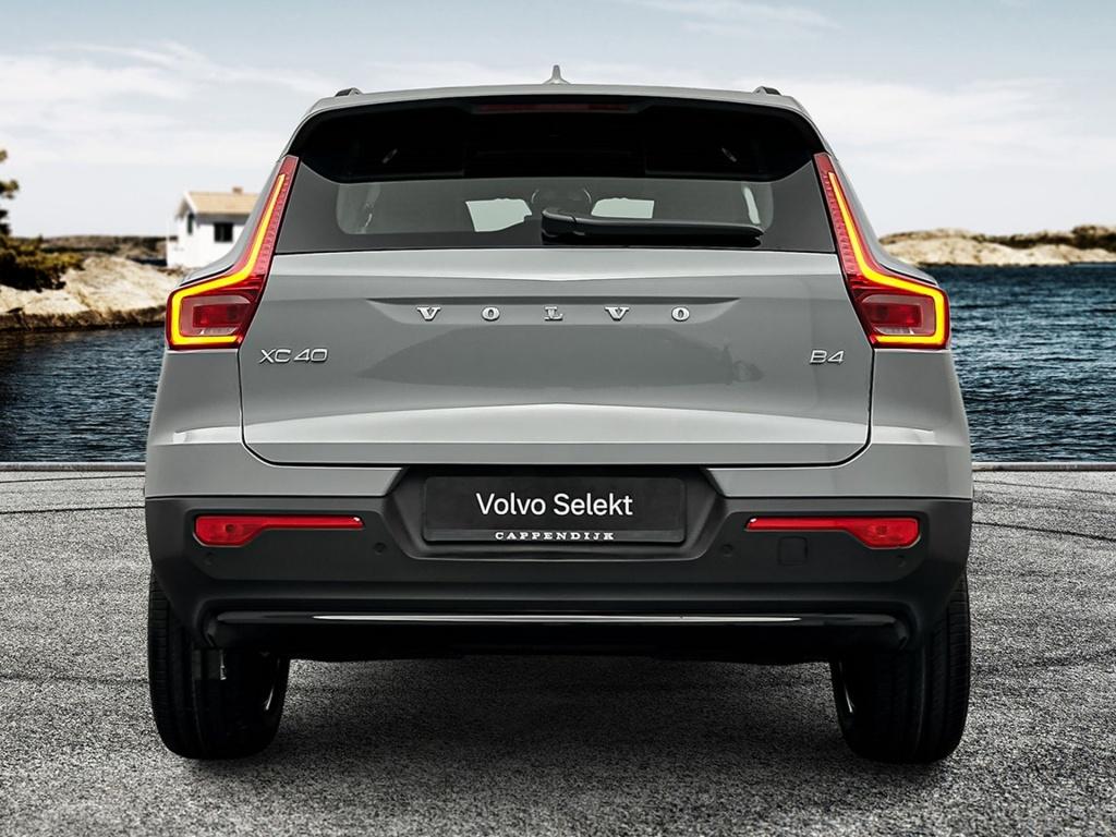 Volvo XC40 b4 gt plus dark