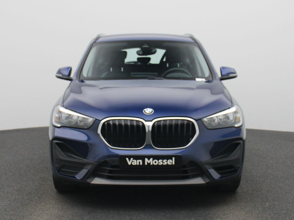 BMW X1 sdrive18i | automaat | navigatie | camera | climate control | blueto