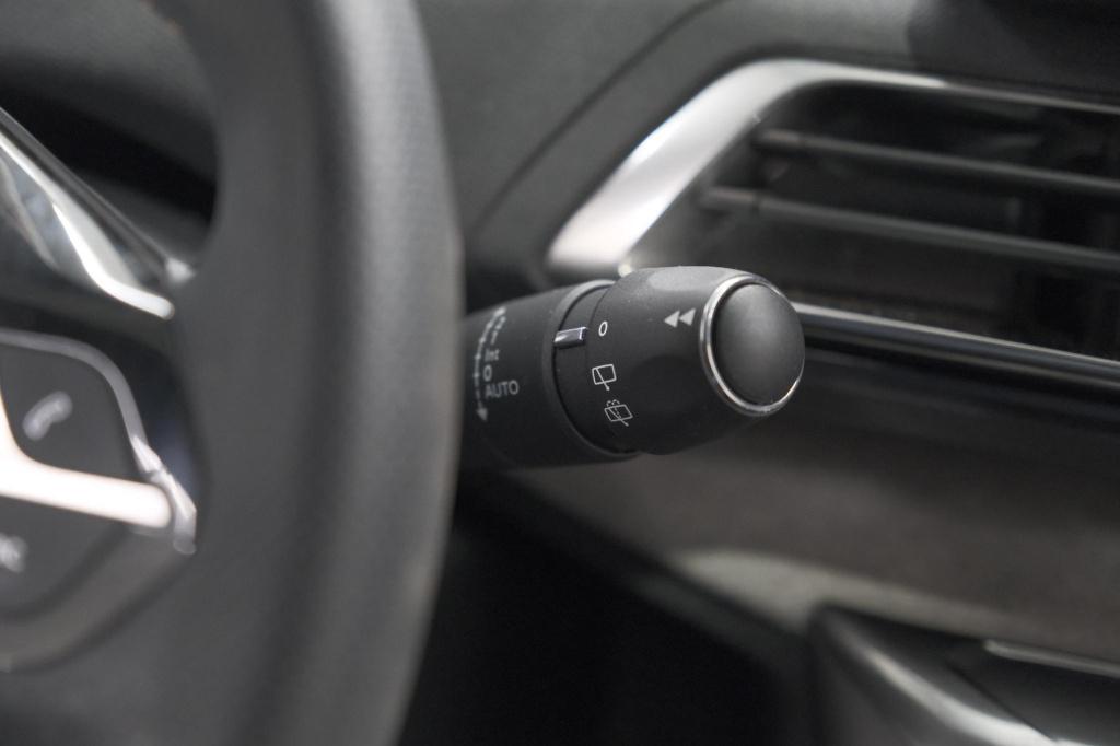 Peugeot 3008 puretech 130 eat8 gt | camera | dodehoekdetectie | adaptieve c