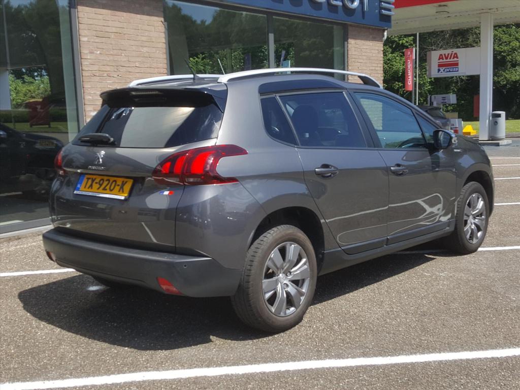 Peugeot 2008 1.2 puretech 82pk s&s style navigatie | airco | cruise control